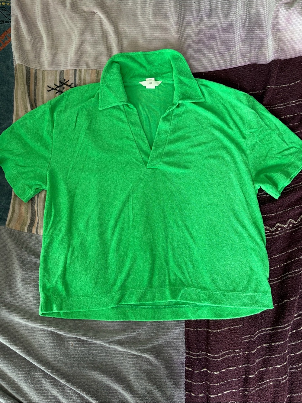 H&M green tee